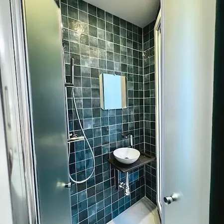Appartamento Elegant & Bright Close To Canal Saint-martin Parigi